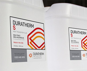 Emmers met 18,9 liter niet giftige Duratherm S, thermische vloeistof op siliconenbasis.